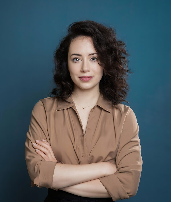 Esther Demara